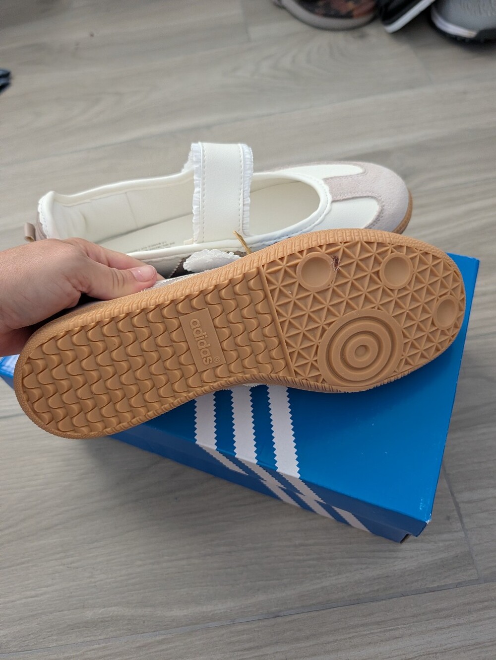Adidas Samba Jane Sneakers Size 9 - Picture 4 of 9